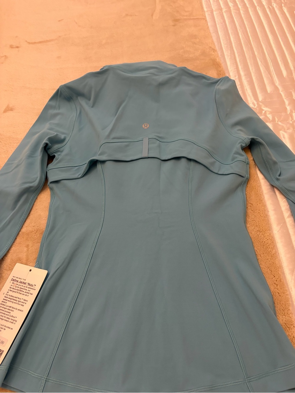 lululemon athletica Women's Sky Blue Zip Jacket and Leggings Set - Picture 5 of 9
